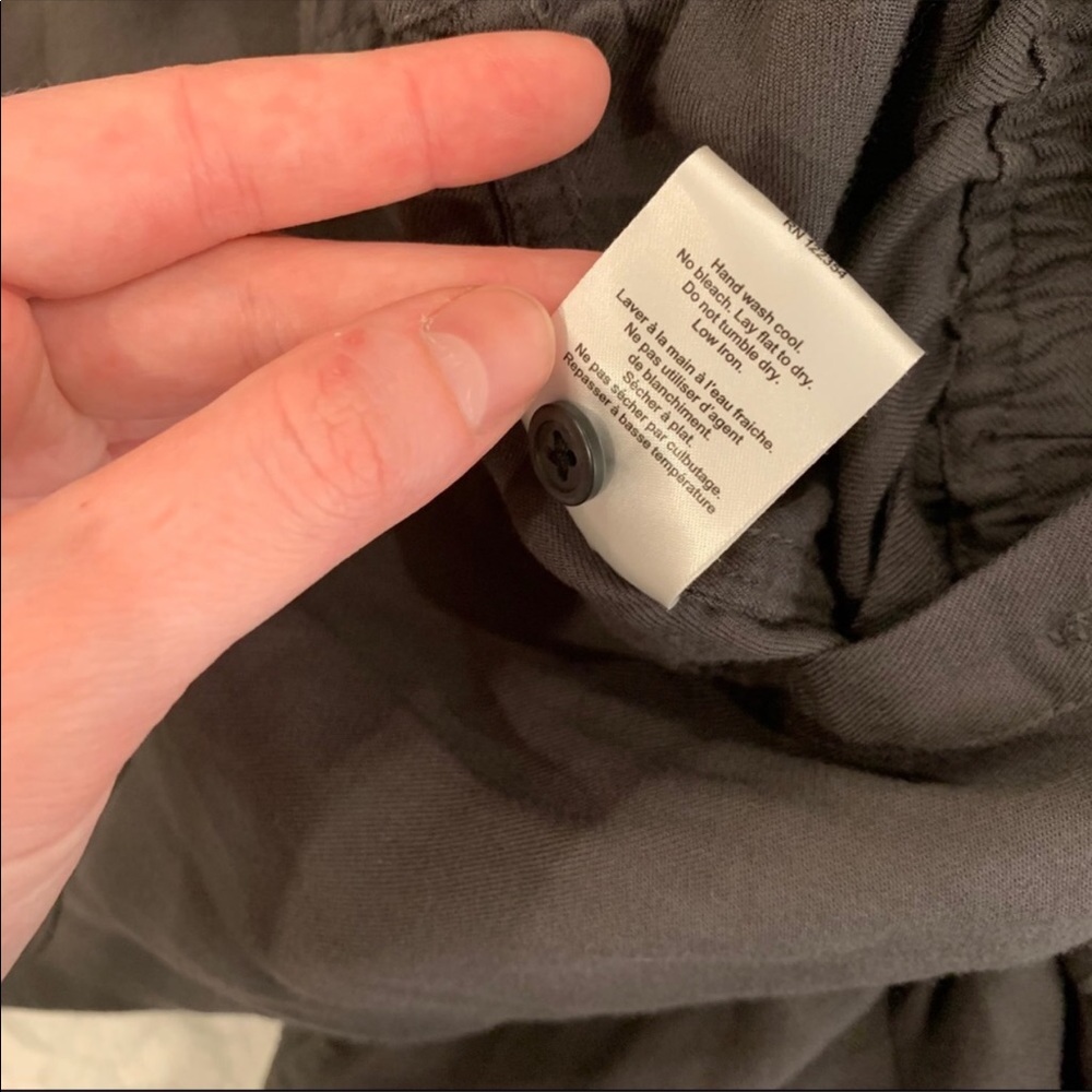EUC Aritzia Talula Ephron Charcoal Tencel Jumpsuit Size Small - Picture 13 of 13